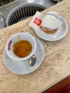 Ordering coffee in Italy